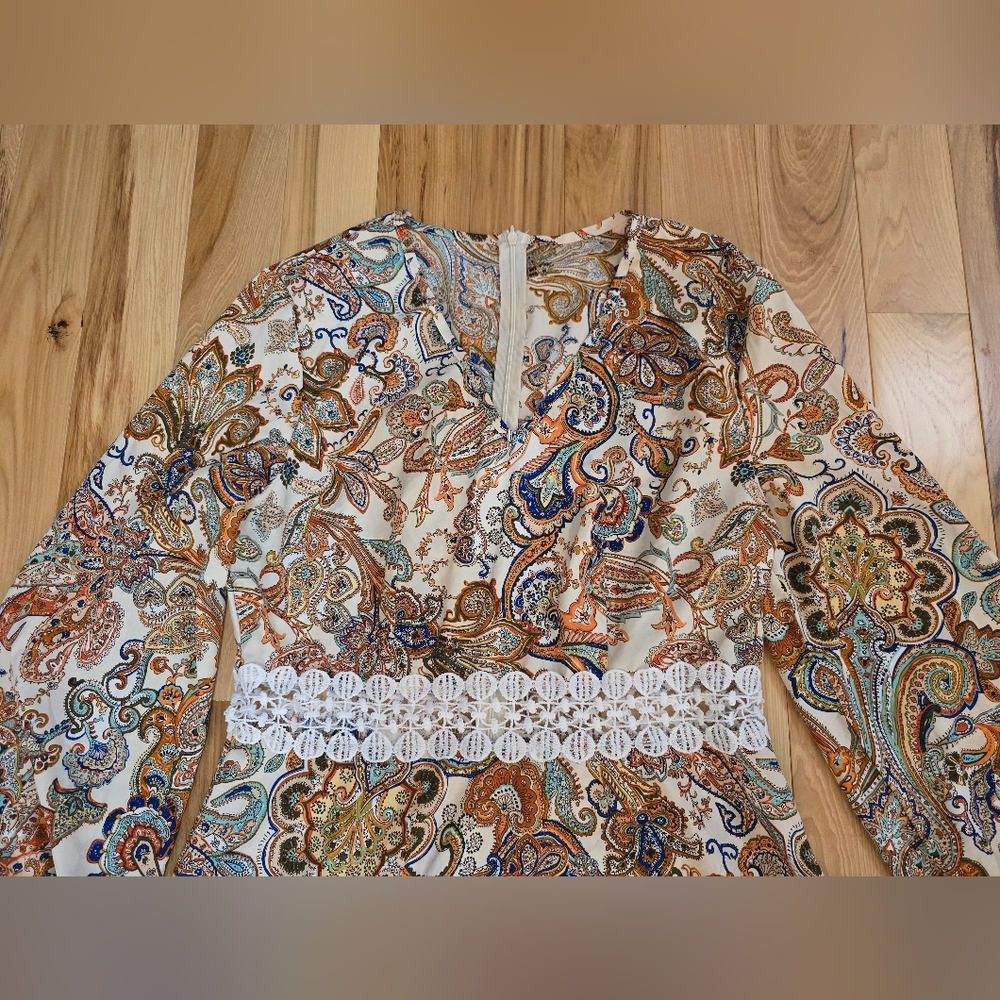 Paisley Long Sleeve Dress with Lace Detail, L - Picture 3 of 16